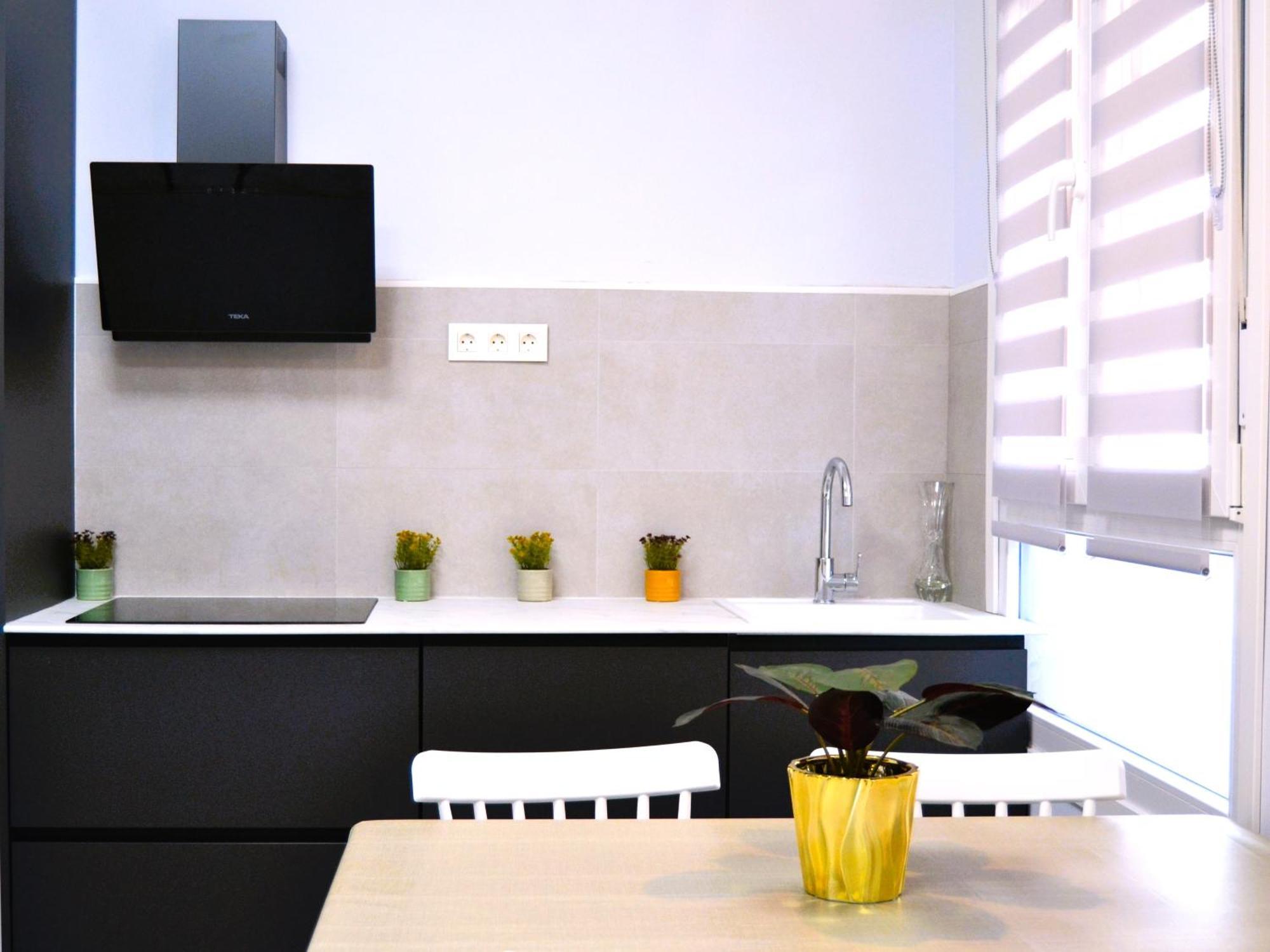 Centrico Estudio En Av Solidaridad Apartment