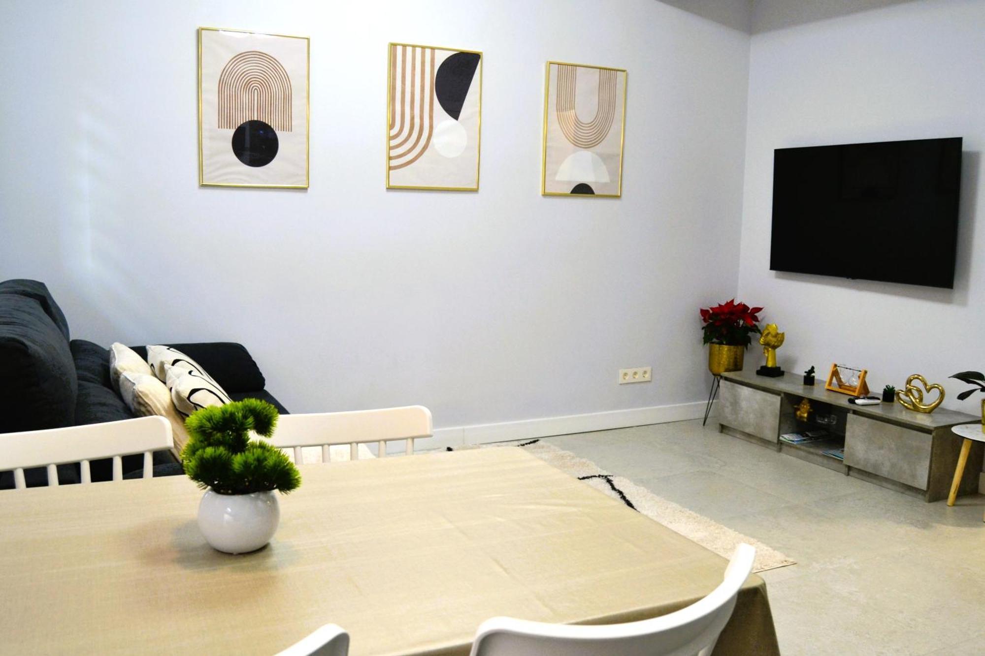 Centrico Estudio En Av Solidaridad * Logroño